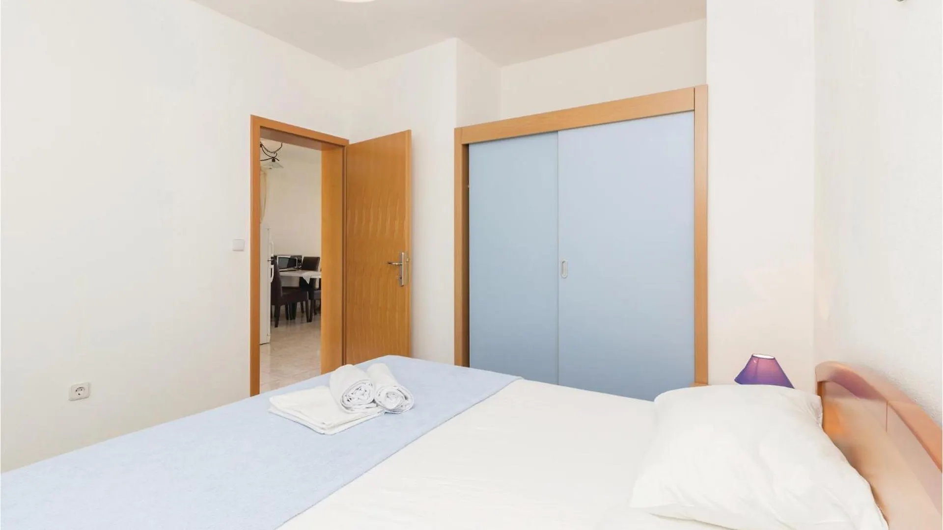 Awesome Home In Pasman With House Sea View Feriehus