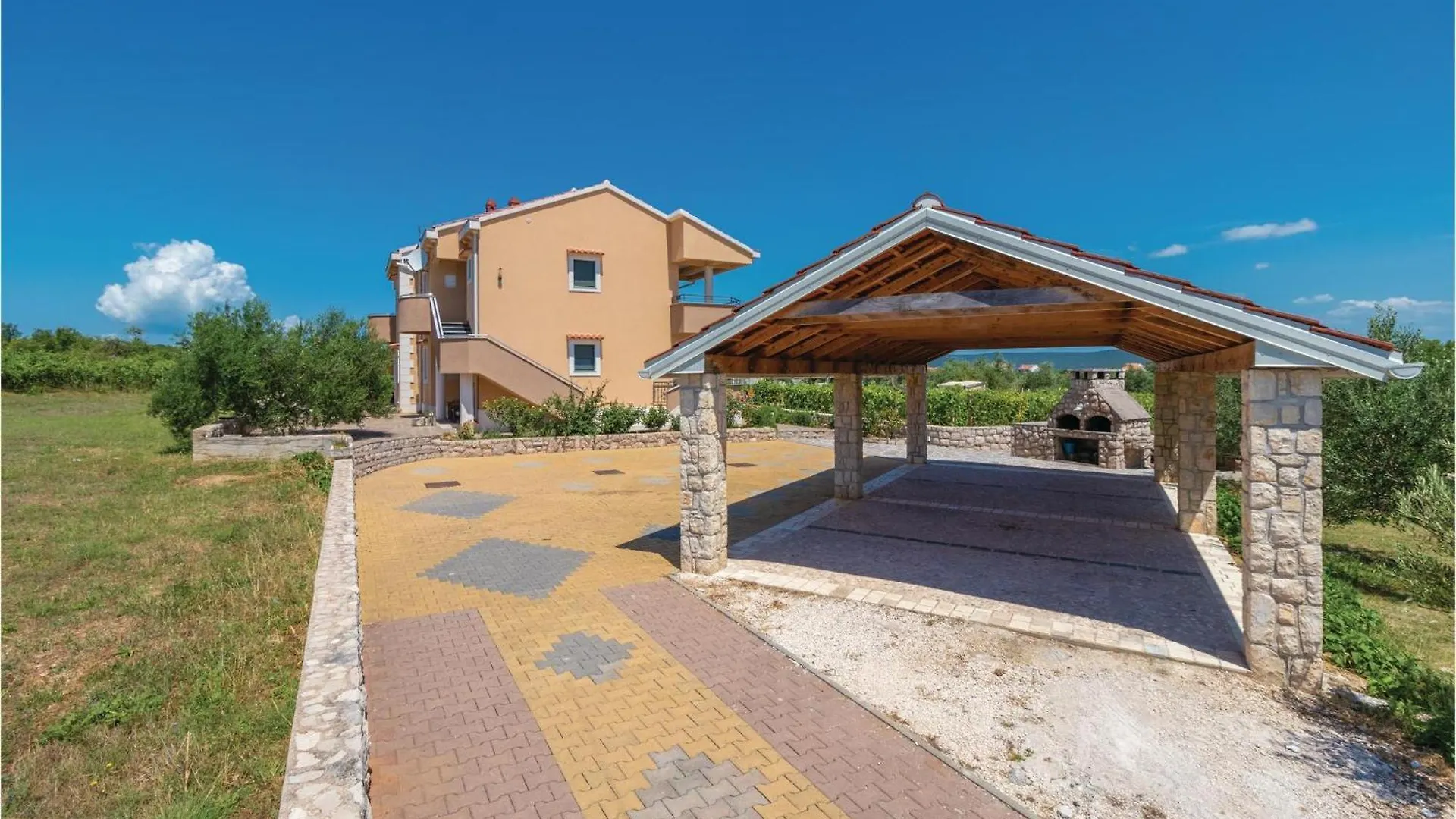 Feriehus Awesome Home In Pasman With House Sea View
