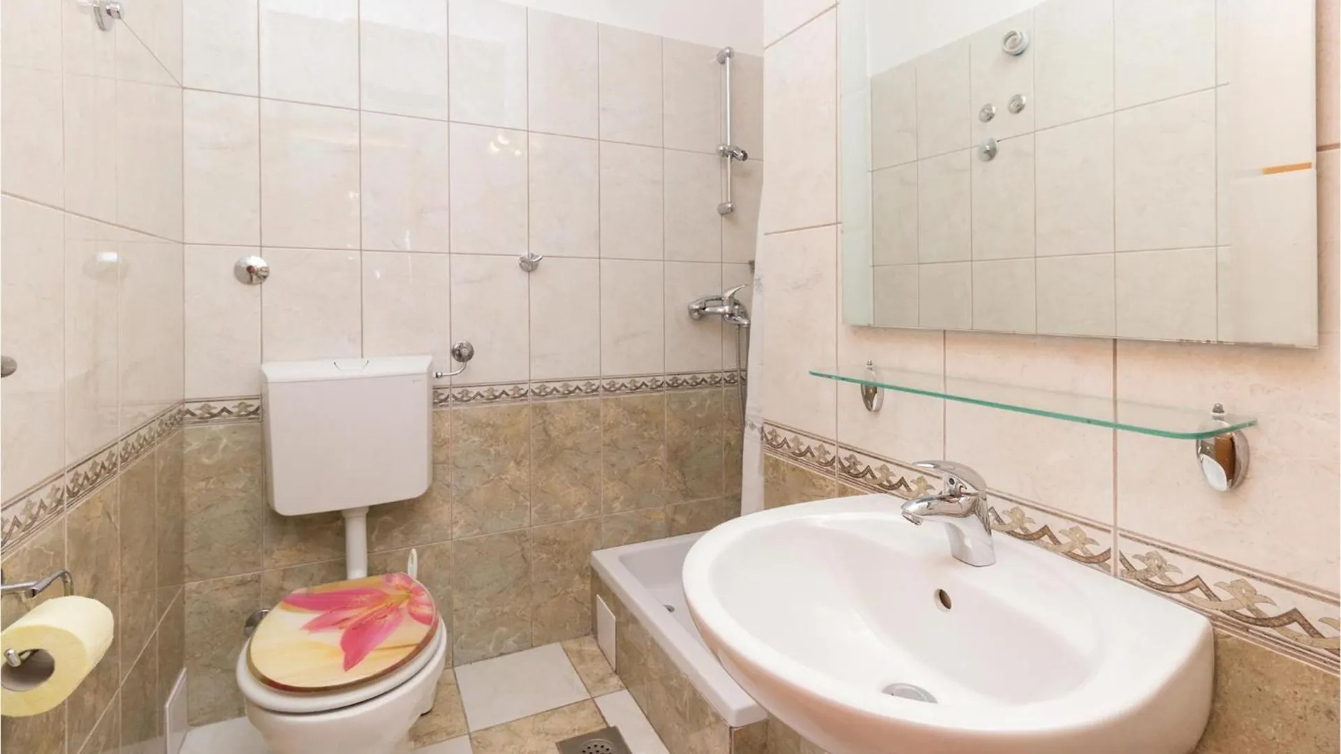 Awesome Home In Pasman With House Sea View 0*,